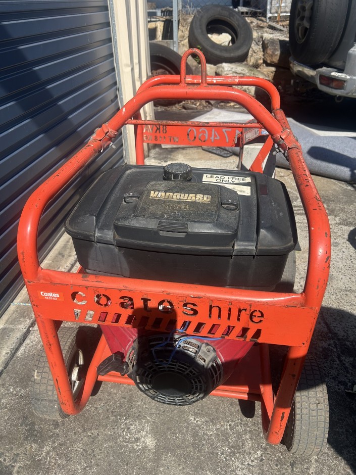 <p>Crommelins Petrol 8kVA Generator **Grafton NSW**</p>
