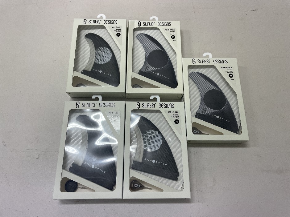 <p>5x Slater Designs Fin Packs</p>
