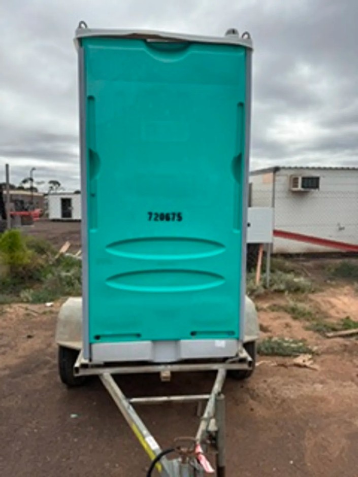 Trailer Mounted Portable Toilet **Whyalla SA**