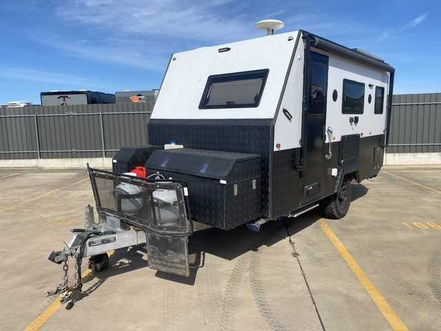 2023 Rising Sun Series 1 B Caravan