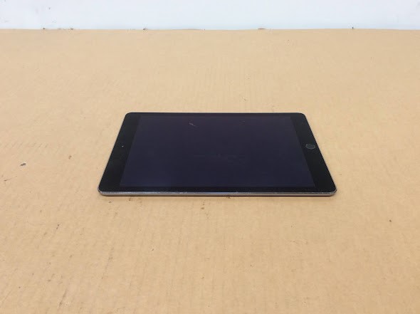 APPLE IPAD AIR 2 (A1566) Tablet 16GB