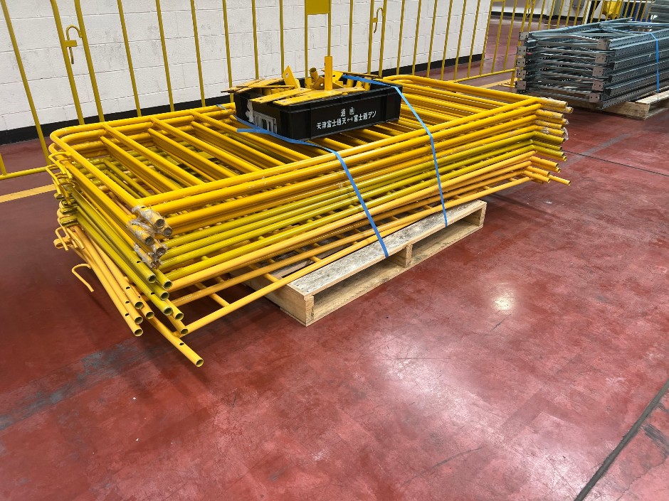 Crowd control barriers
