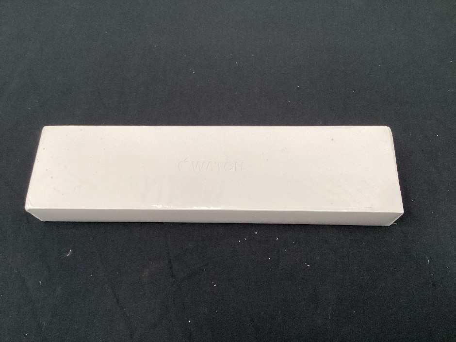 <p>Apple Watch Series 6 40mm Space Grey Aluminium Black Sport Band GPS Smar