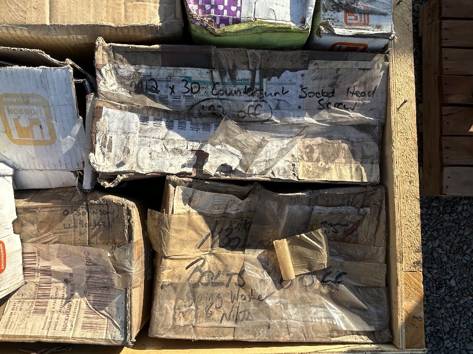 <p>Pallet of Parts</p>