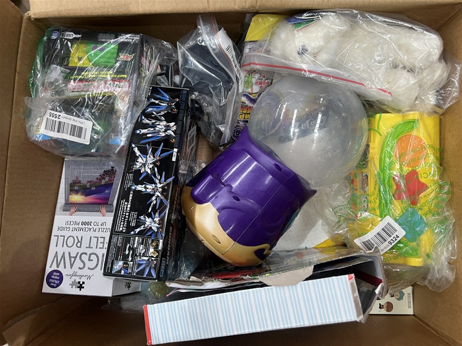 9 x Assorted kids products. NB: Photo as is. Some Not in Original Packaging
