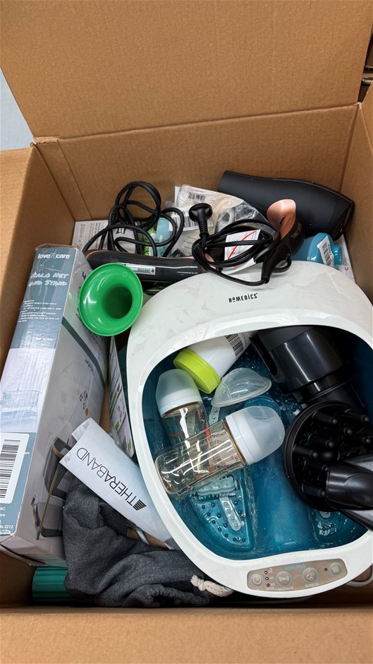 Assorted Box of Homeware Items. NB: Items may not be in original packaging