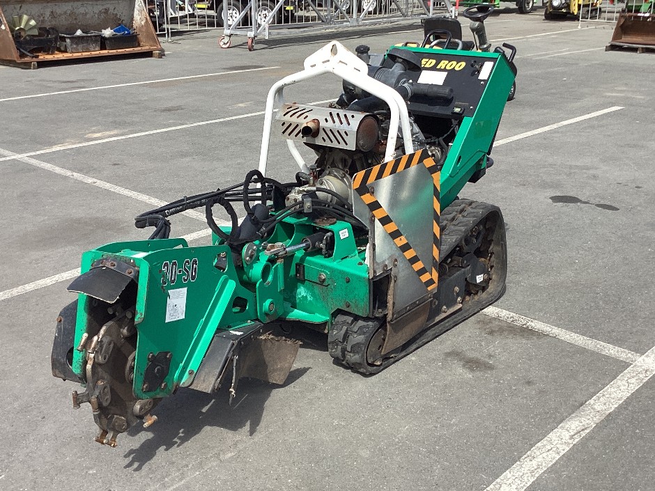 <p>Red Roo Stump Grinder</p>