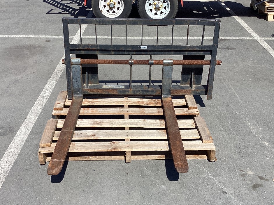 Skid Steer Forklift Attachment