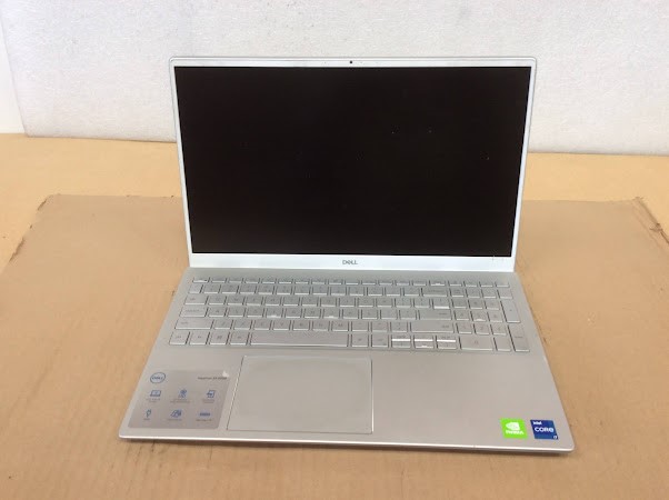 DELL Inspiron 15 5000 Laptop I7-1165G7 8GBRAM/256GB