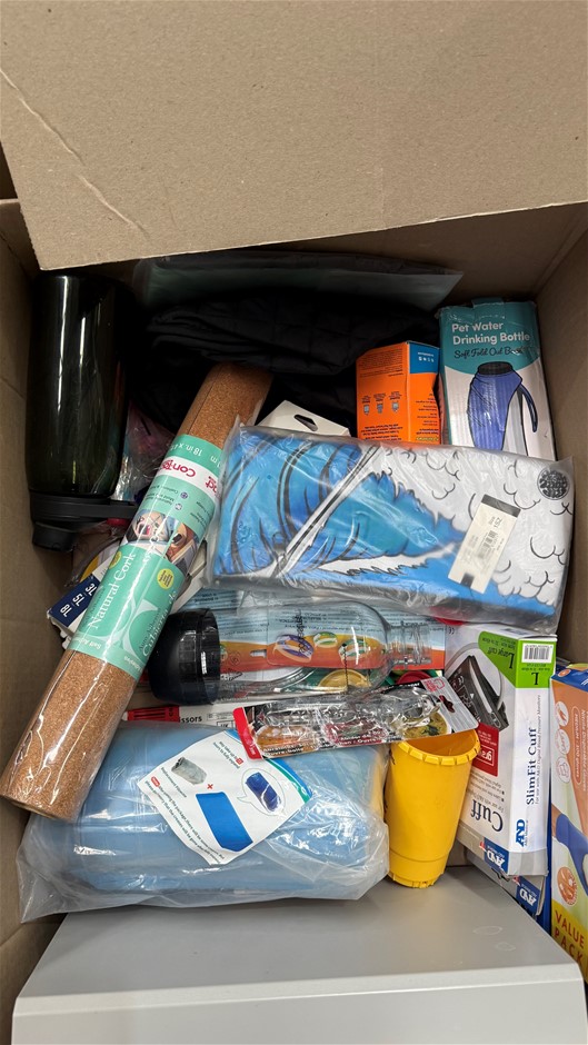 Assorted Box of Homeware Items. NB: Items may not be in original packaging