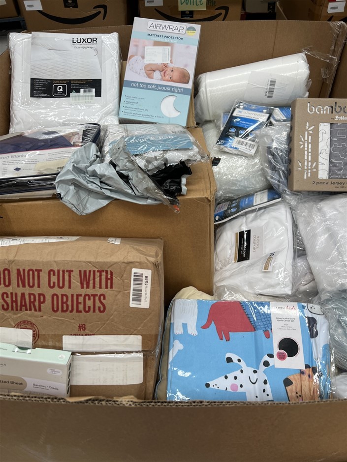 Pallet of Assorted Manchester; Incl. Quilts, Blankets, Pillows, Sheets & Mo