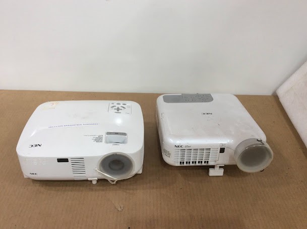 NEC LT265&VT48 LCD Projector (Lot of 2)