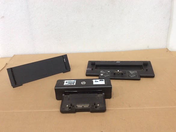 Acer MS2339&Microsoft Surface 1664&HP HSTNN-I11X Docking Station (Lot of 3)