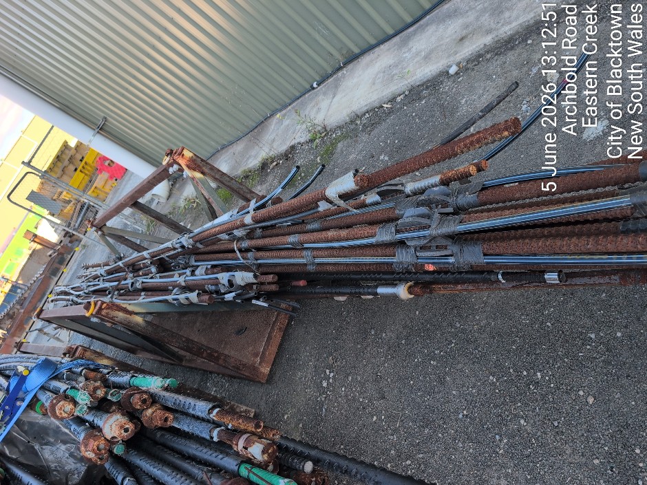 <p>STEEL DRILL RODS (Site ID: 236)</p>