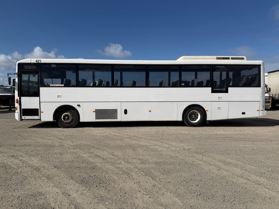 <p>1999 Volvo Volgren (4x2) 53 Seater Bus</p>