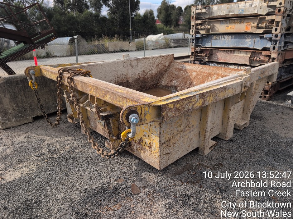 <p>HOOK LIFT BIN (Site ID: 251)</p>
