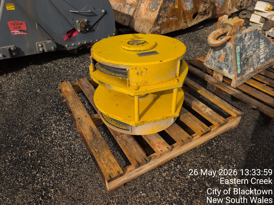 <p>CRANE LIFTING HOOK (Site ID: MRC50T)</p>