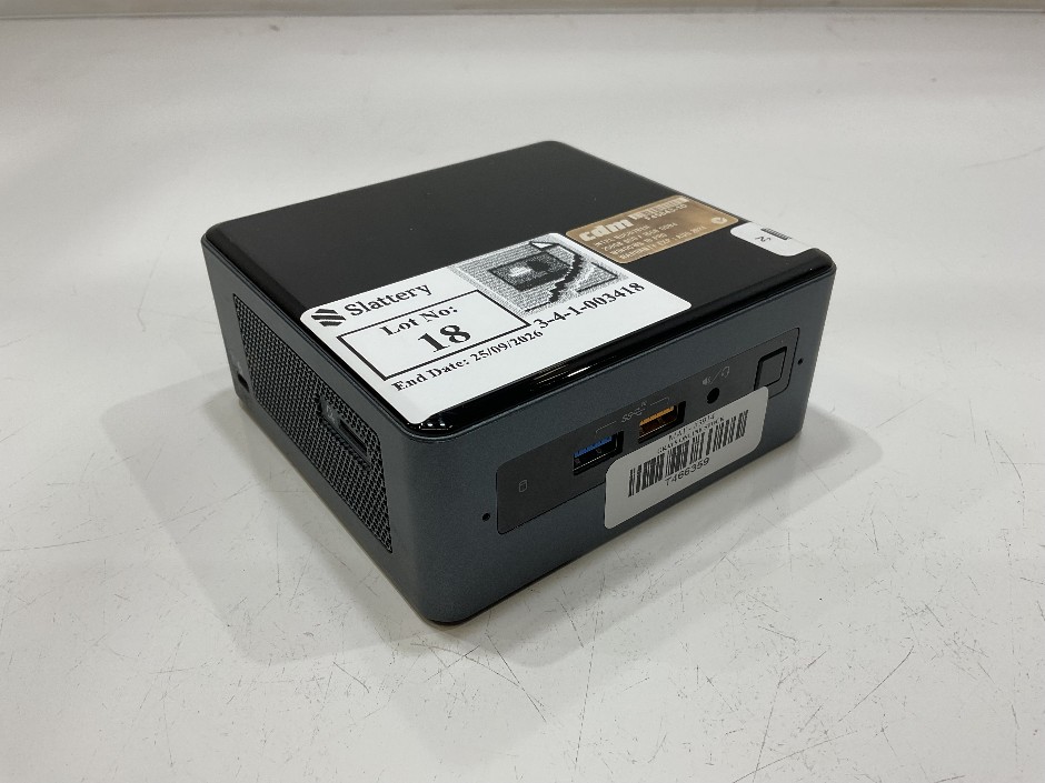 <p>INTEL NUC8I7BEH</p>