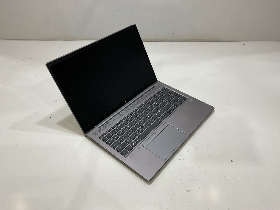 HP ZBOOK FIREFLY 15 INCH G8 MOBILE WORKSTATION PC SBKPFV3