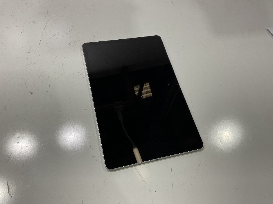 <p>SAMSUNG GALAXY TAB S7 SM-T875</p>