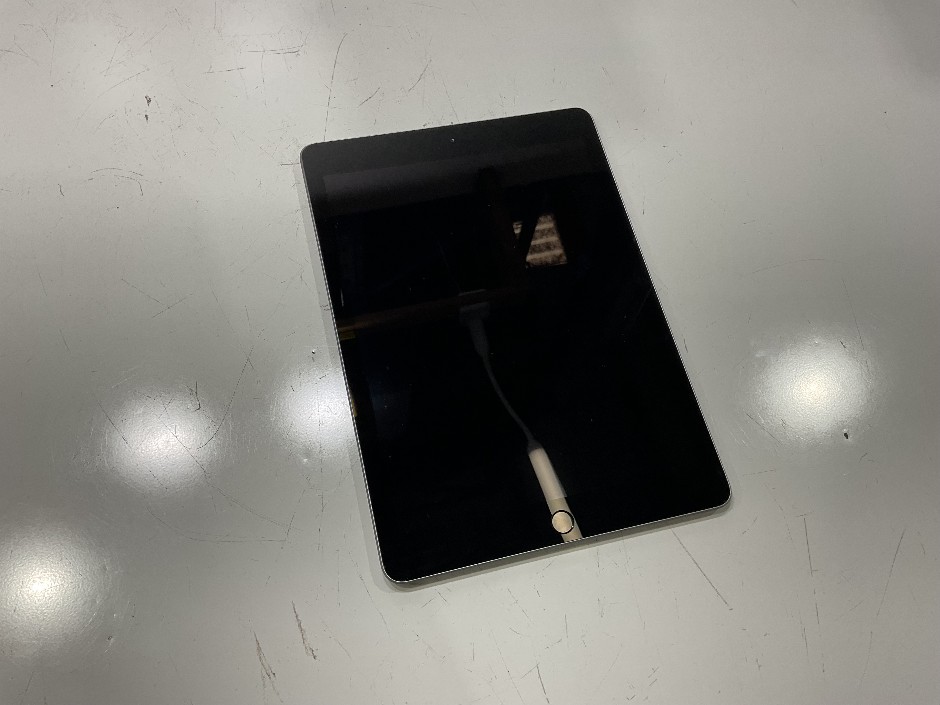 APPLE IPAD 6TH GEN A1893