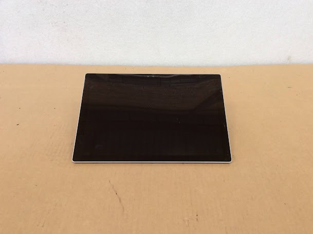 Microsoft Surface Pro 4 (1724) Laptop i5-6300U 8GBRAM/256GB