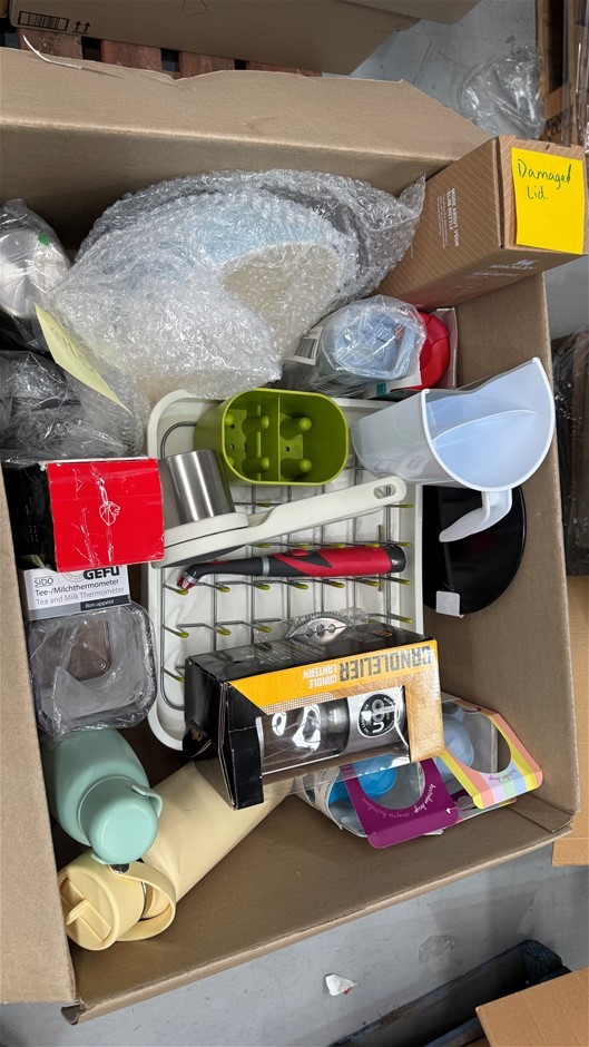 Assorted Homeware Items. NB: Items may not be in original packaging and may