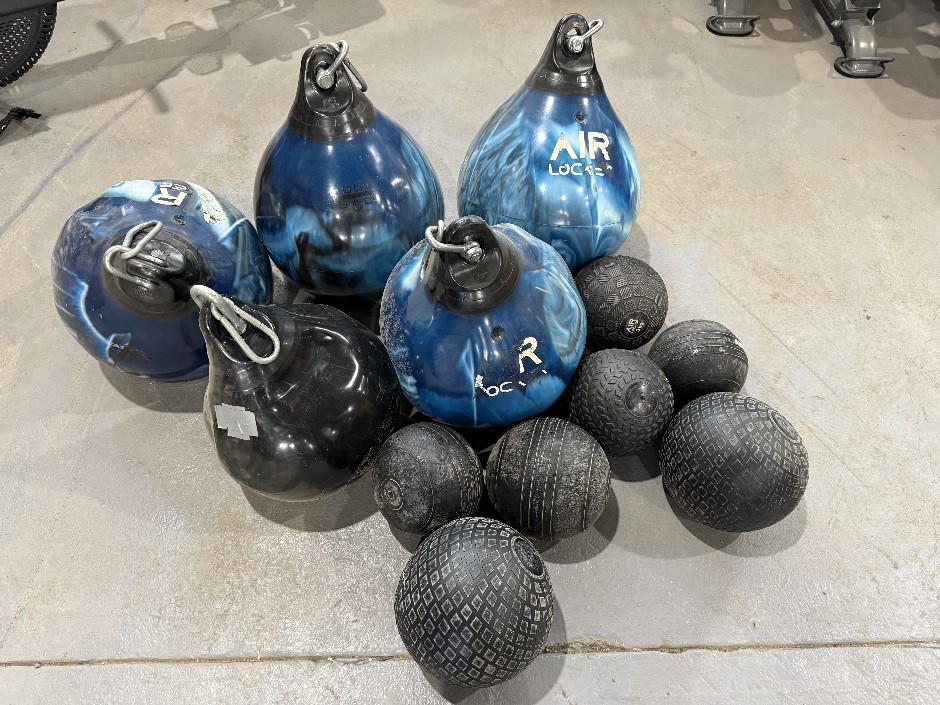 Aqua training Bags And Medicine /Slam Balls