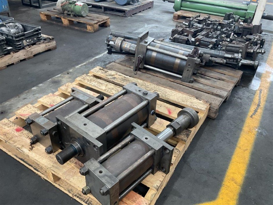 Assorted Heavy-Duty Hydraulic Cylinders