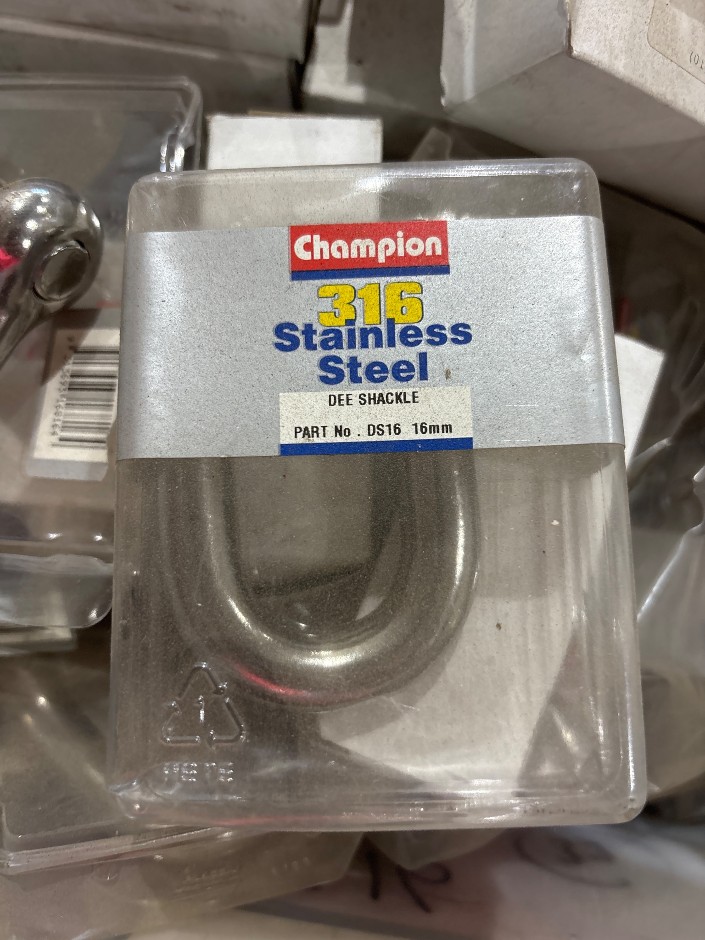 Quantity Of Assorted Champion Dee Shackles