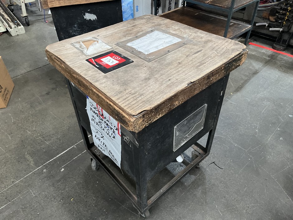 <p>10 x Industrial Mobile Hopper Bins</p>