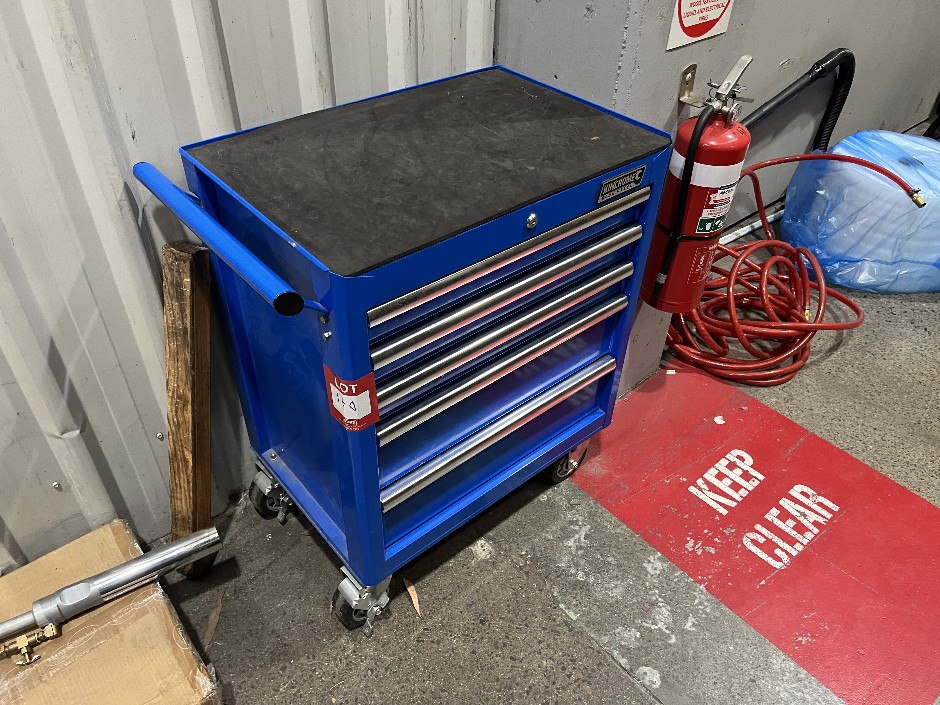 <p>5 Drawer Tool Trolley</p>