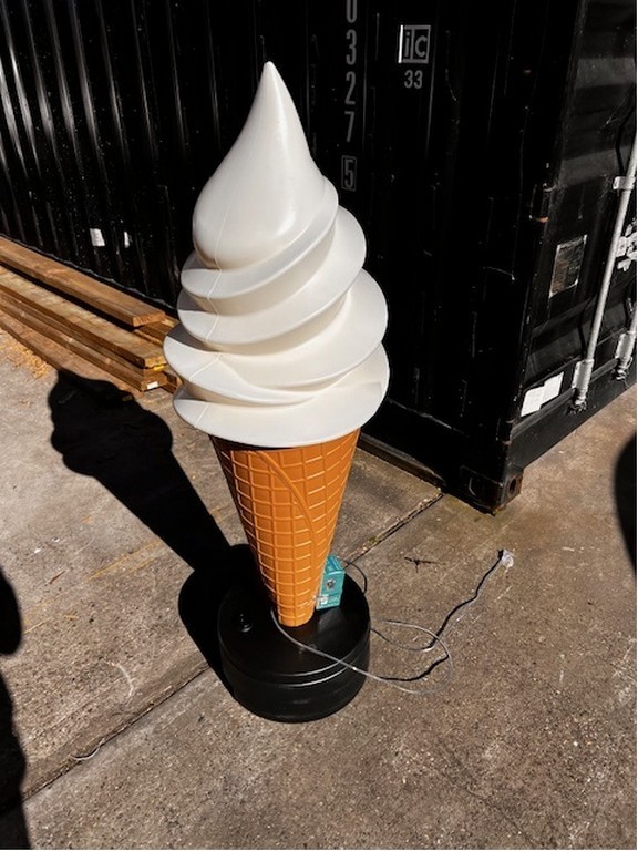 Pasmo Promotional Ice Cream Lamp For Business