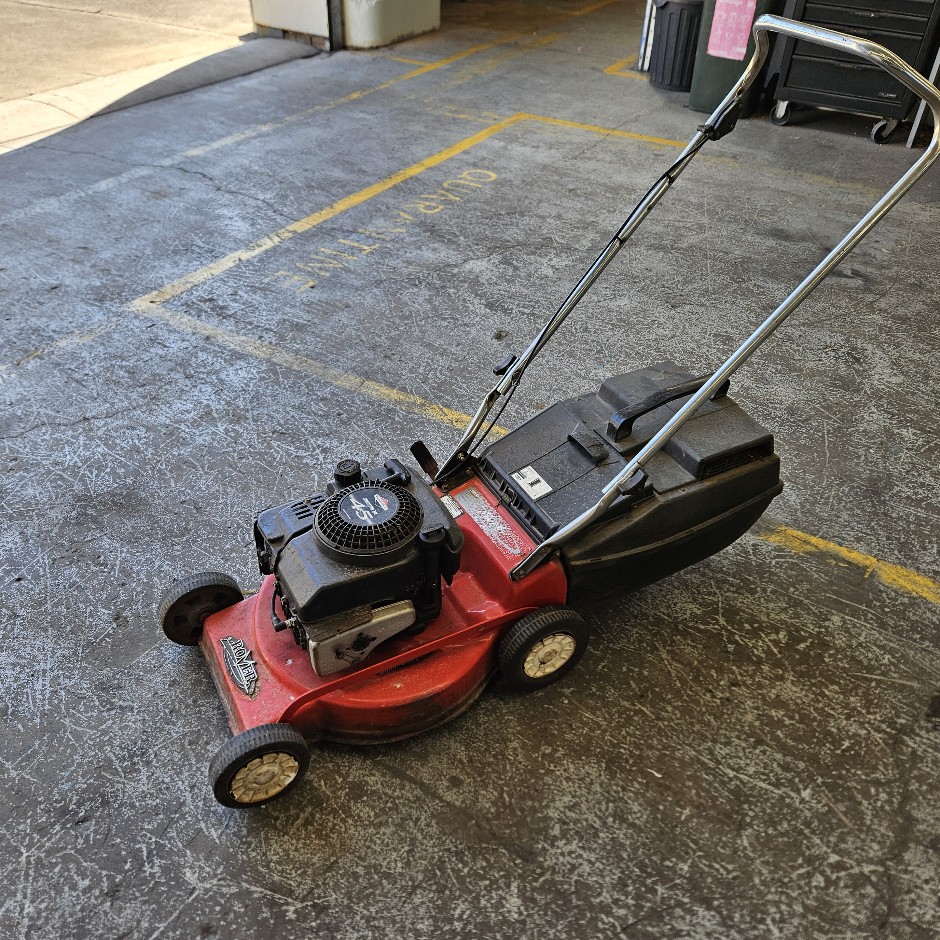 Law Mower Rover