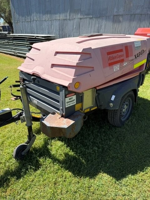 <p>Atlas Copco XAS 185 DD7 Portable Air Compressor Mounted On Trailer **Gra