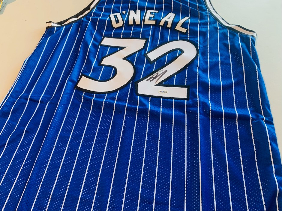 <p>Shaquille O’Neal signed Jersey - Orlando Magic - JSA authentication</p>