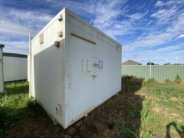 <p>Transportable Ablution Block 3.6m x 3m **Mildura VIC**</p>