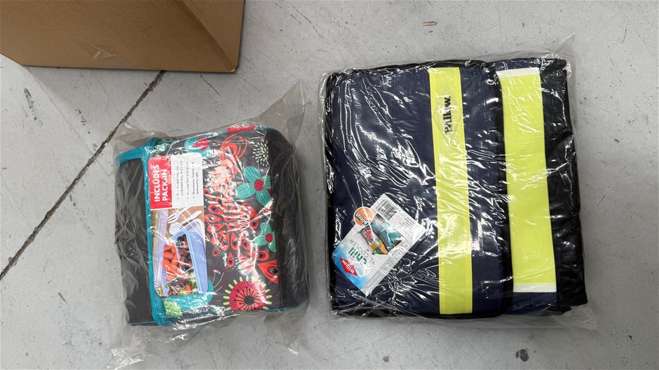 2 x Assorted Lunch/Cooler Bags