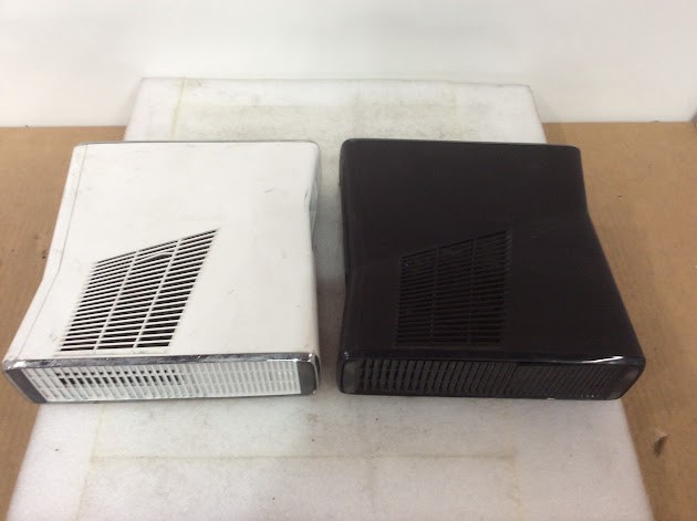 Microsoft Xbox 360 S 1439 Console (Lot of 2)