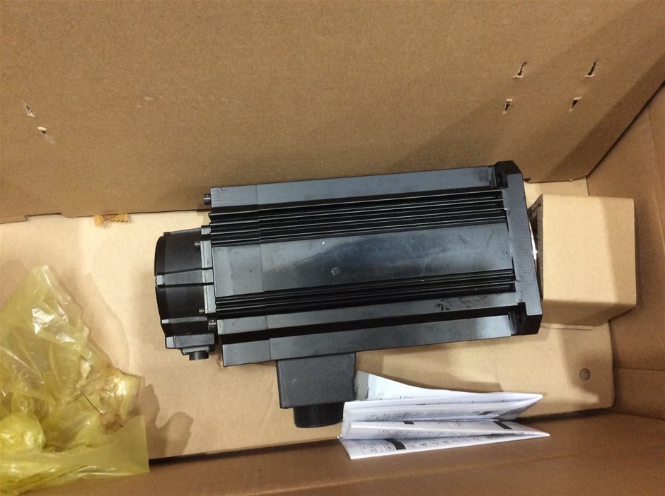 Omron R88M-K5K030F-BS2 5.0kW 3000RPM AC Servo Motor - New