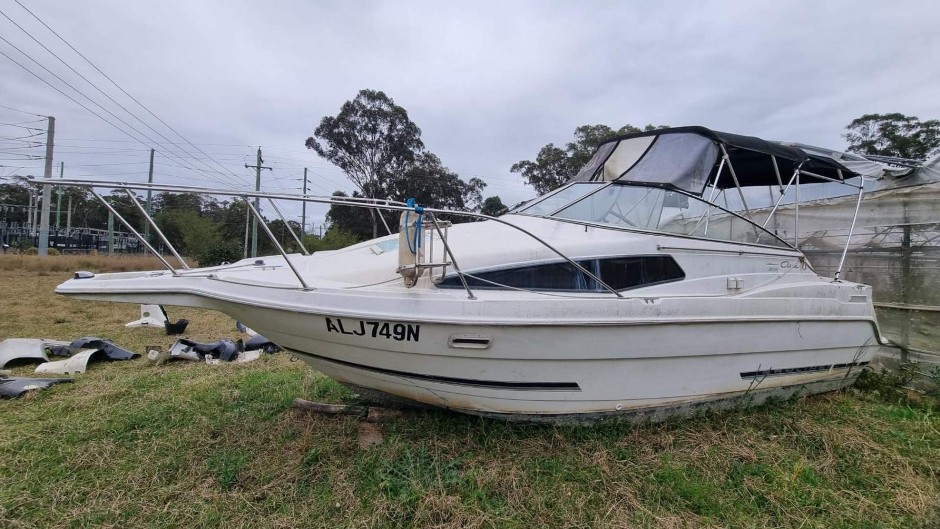 Bayliner Ciera 2655 26ft Fibreglass Cabin Cruiser
