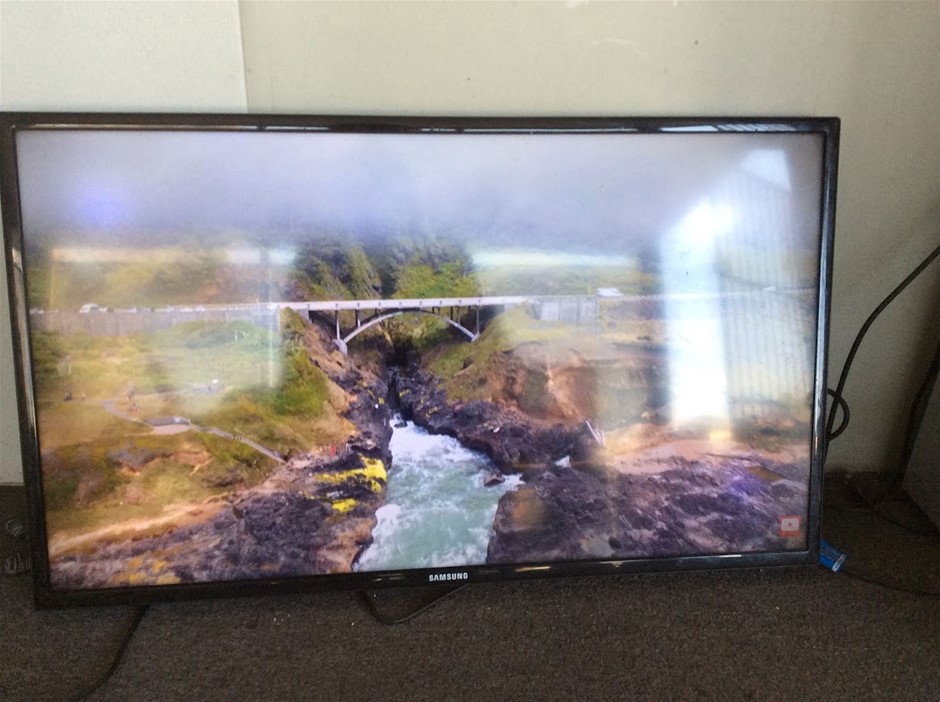 Samsung ED40C (LH40EDC) 40" Color Display Unit