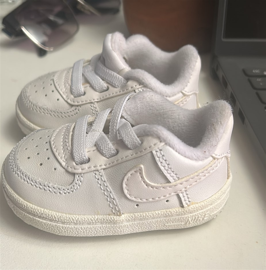 Nike Force 1 Cot Baby Bootie