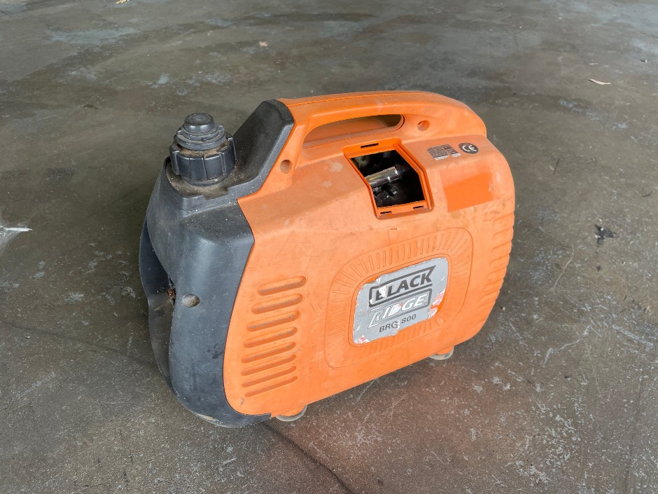 Black Ridge BRG800 Portable Inverter Generator