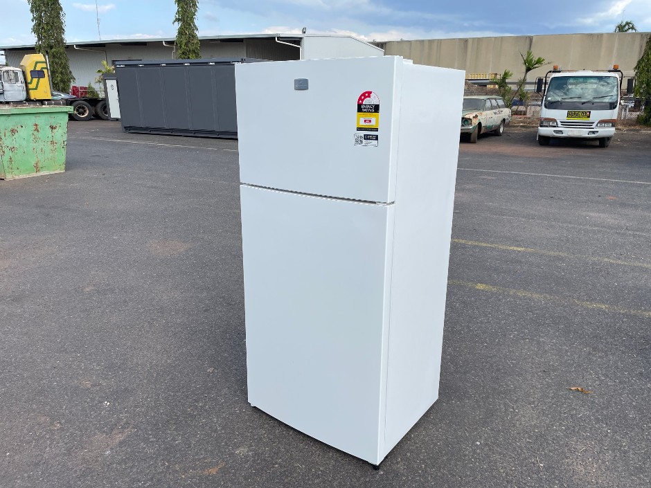 Kelvinator Top Mount Refrigerator Freezer (Unused)