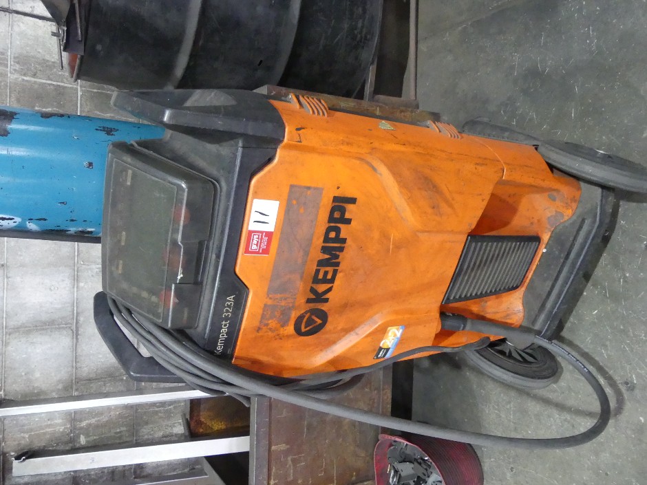 Kemppi Kempact 323A Mig Welder