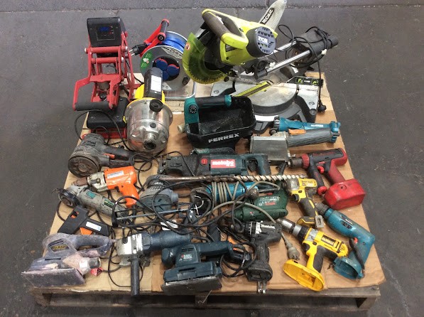 Ryobi/BOSCH Mixed Brand and Model Electric Drill/Power Tools