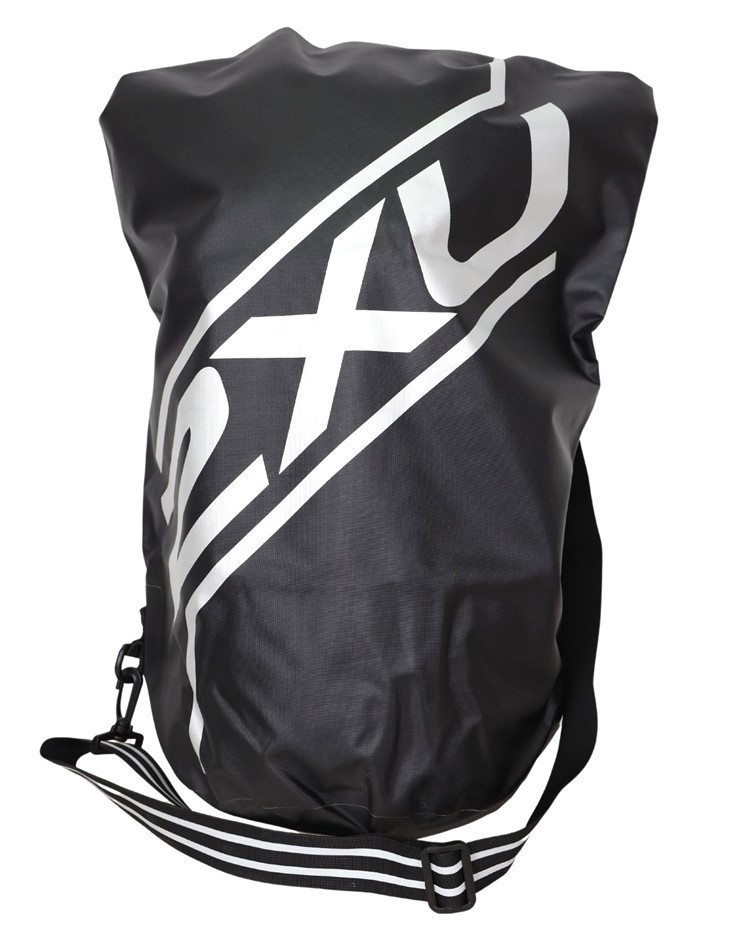 2XU Dry Tube Bag, Size 40L, Black/ Silver.  Buyers Note - Discount Freight