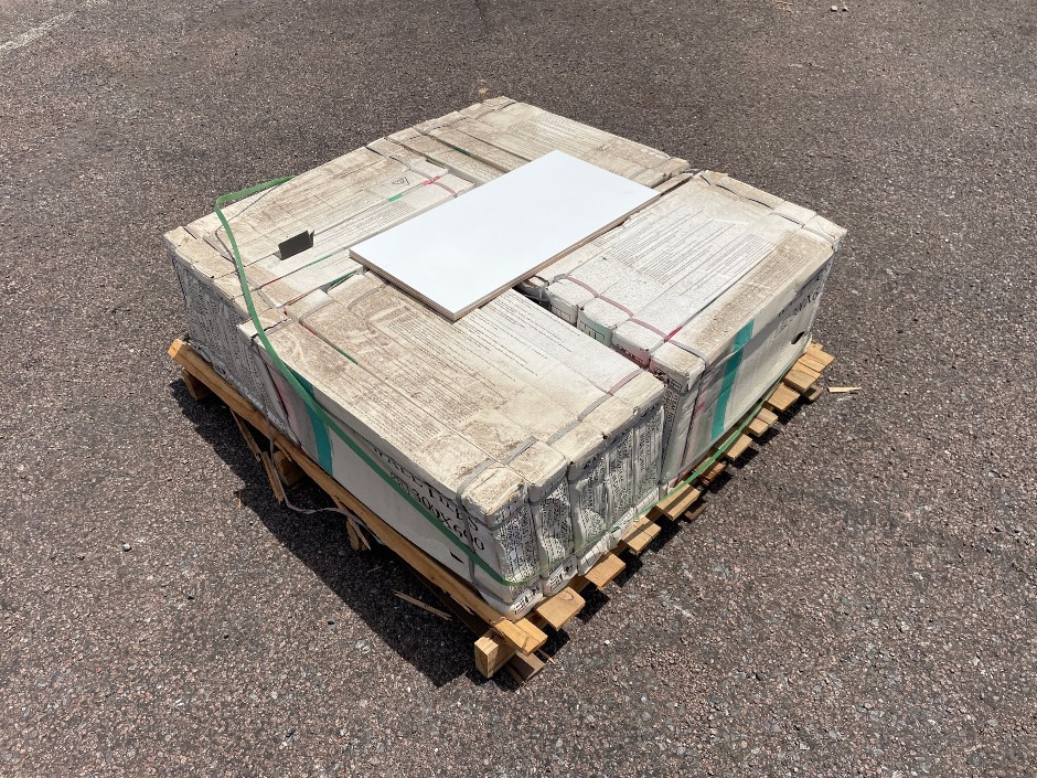 Pallet of 30x60cm Ceramic Wall Tiles