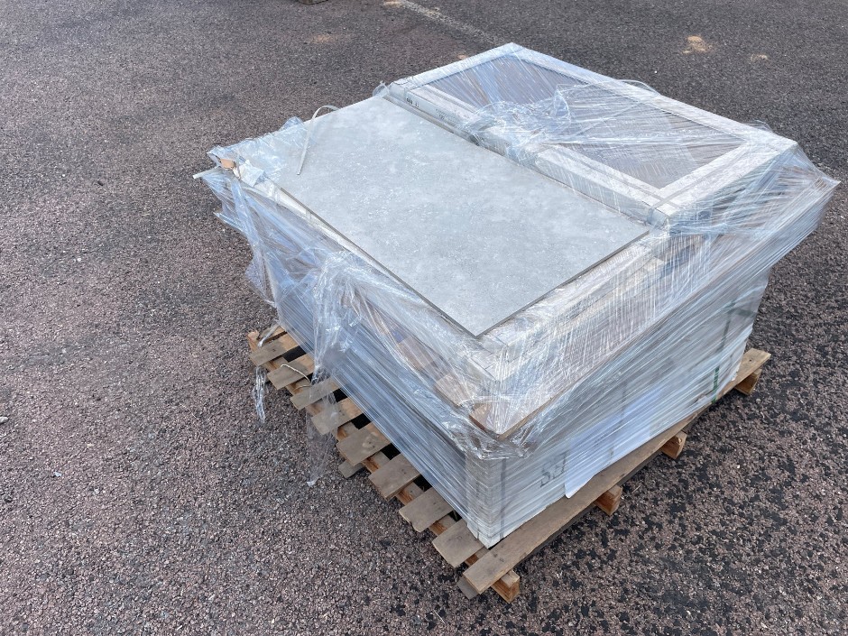 Pallet of Porcelain Tiles 45 x 90cm